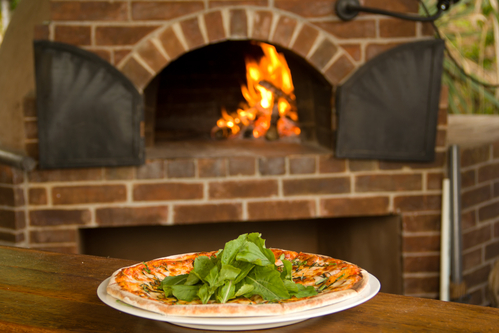 Perché scegliere un forno a legno prefabbricato